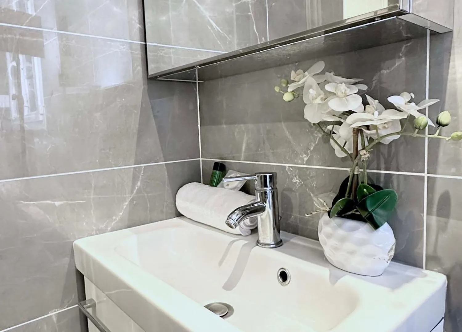 Luxury Family Getaway Near Place Vendome